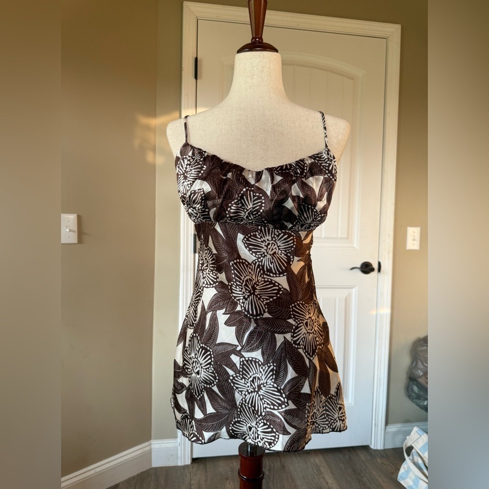 Vintage Y2K Brown White Floral Graphic‎ Mini Dress Empire Waist Ruched Bust